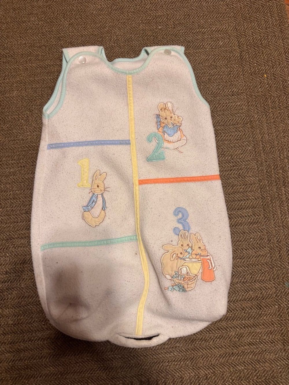 Light Gray Kids Sleep Sack with Pastel Bunny Appliqués
